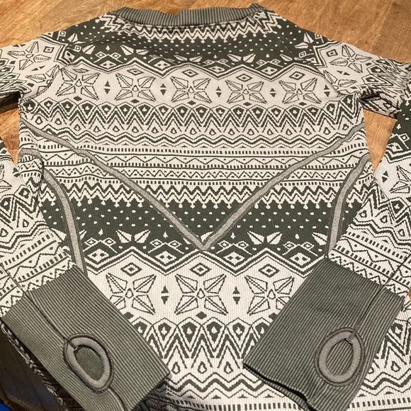 Ivivva for girl. Pants and sweater! Very good condition! - Picture 4 of 5